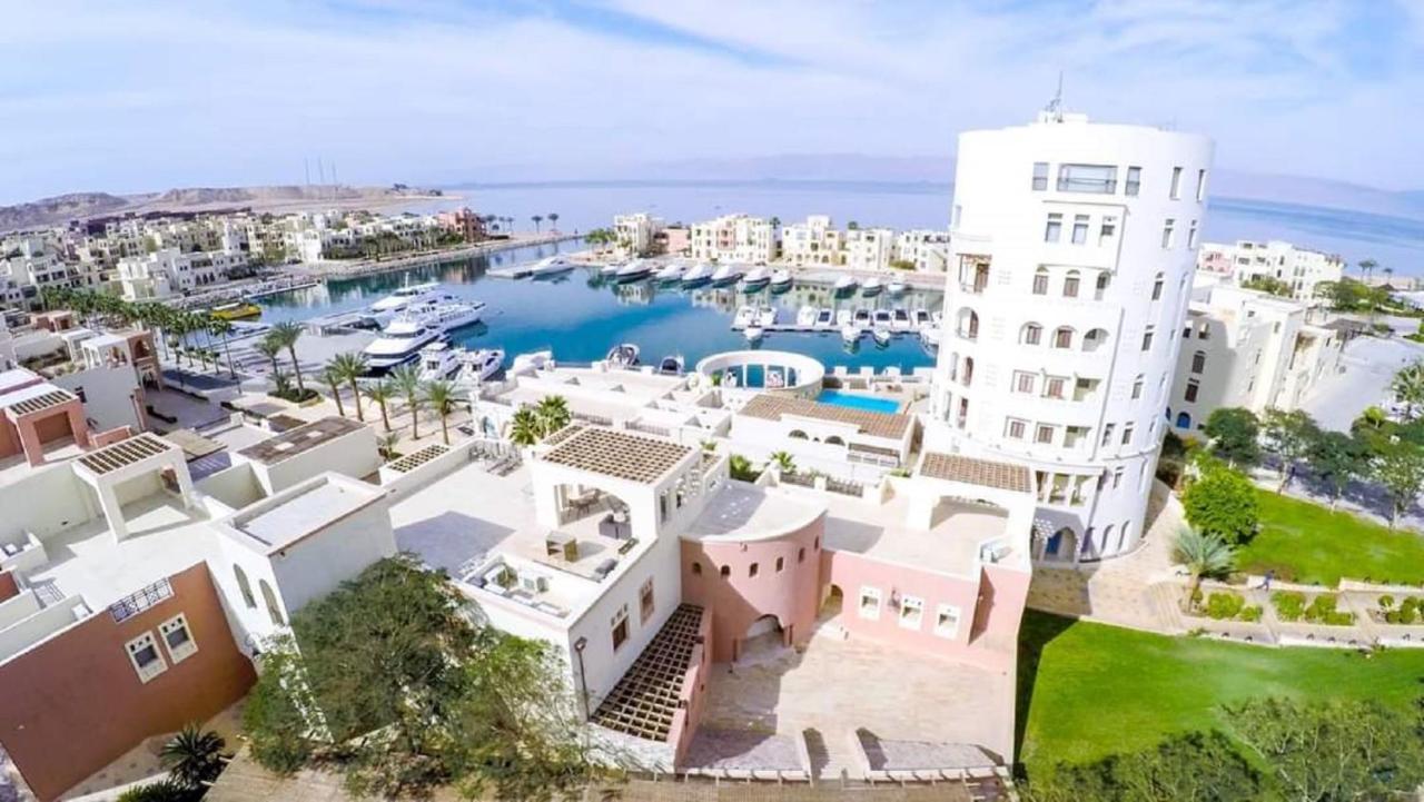 Sea View Apartment At Tala Bay Resort In Aqaba Exterior photo